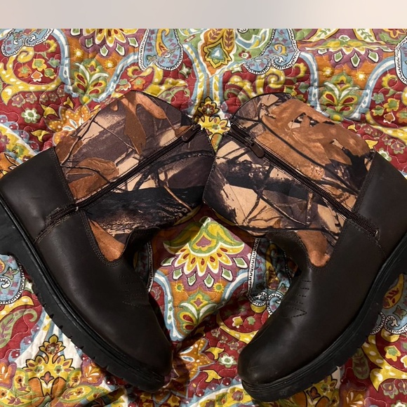 Camouflage and Brown Boots - Picture 6 of 6